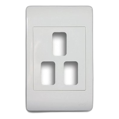 Synerji 2X4 3 Lever Cover Plate